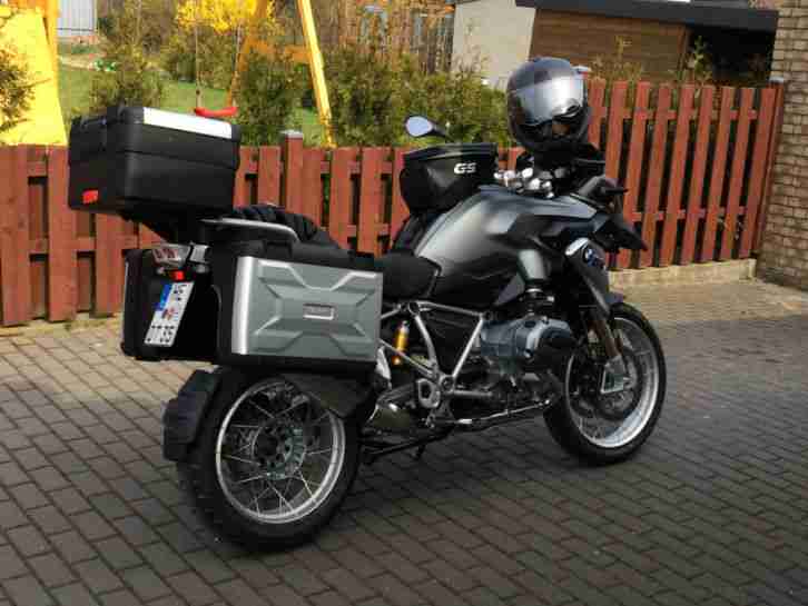 BMW R1200 GS Vollausstattung mit Kreuzspeichenrädern