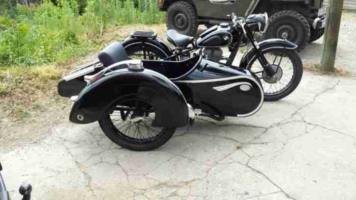 BMW R25/2 mit Steib-Beiwagen Oldtimer