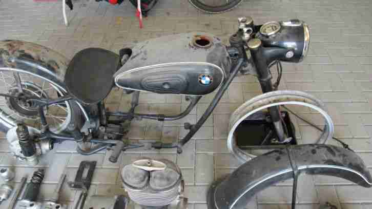 BMW R25/3 Oldtimer Motorrad Restaurationsobjekt Scheunenfund