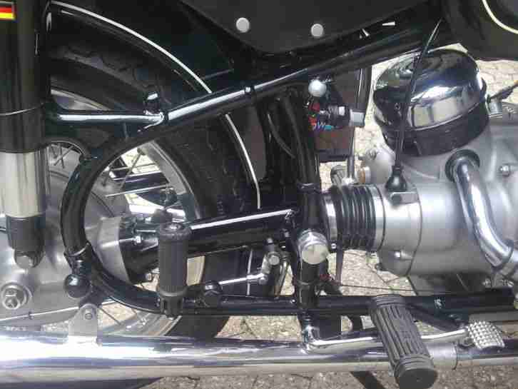 BMW R50 2 Zylinder Boxermotor Farbe: schwarz Baujahr: 1955 Hubraum 500ccm 26 PS