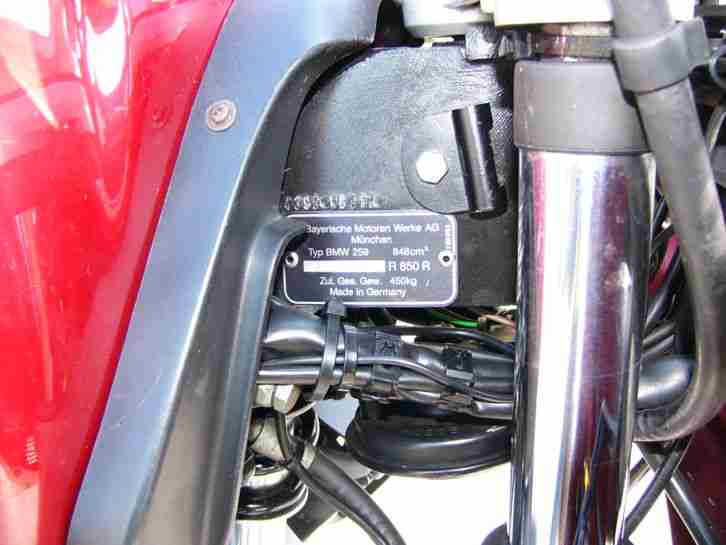 BMW R850R 78200 Km. Metallic Rot, sehr gepflegt, Garagenfahrzg., Kd.-dienst neu