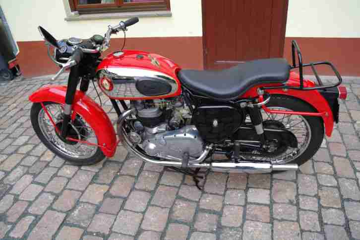 BSA 650 "Road Rocket" oder Norton Dominator 88