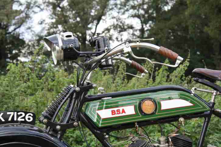 BSA 770cc V-Twin baujahr 1921 mit Belgische KFZ brief sehr schön restauriert