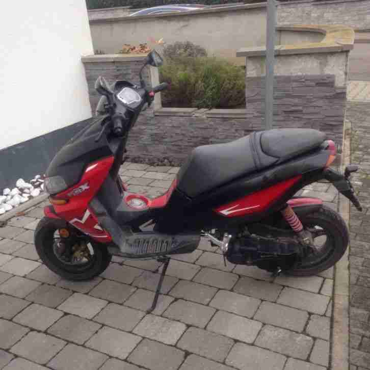 Benelli 49 x 2011-45 D/D Farbe rot