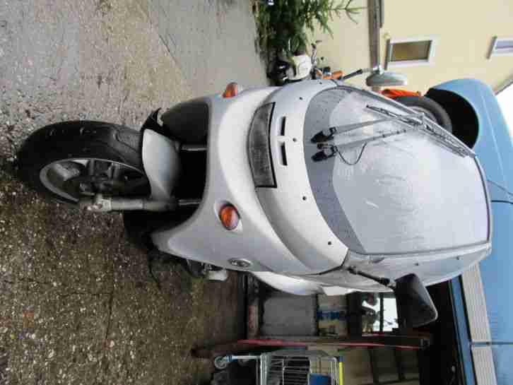 *Benelli*Adiva*125*Leichtkraftroller mit Klappdach*Unfallfahrzeug*top Motor*