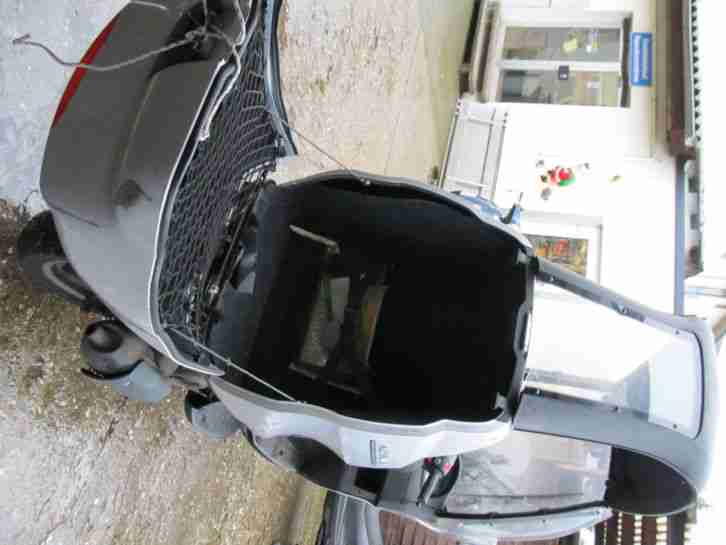 *Benelli*Adiva*125*Leichtkraftroller mit Klappdach*Unfallfahrzeug*top Motor*