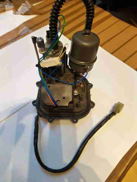 Benzinpumpe Aprilia RSV 1000 2004-2008