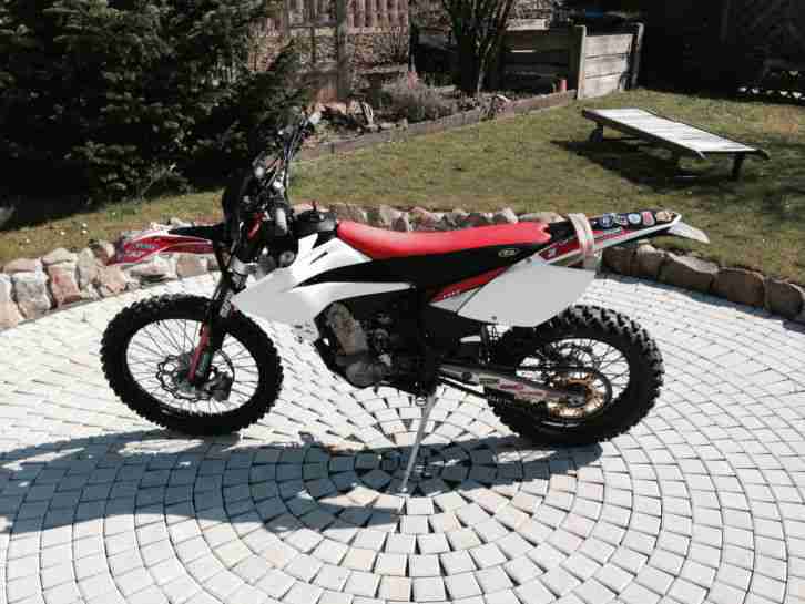 Beta 400 RR mit EXC Motor 1470 Km, Top