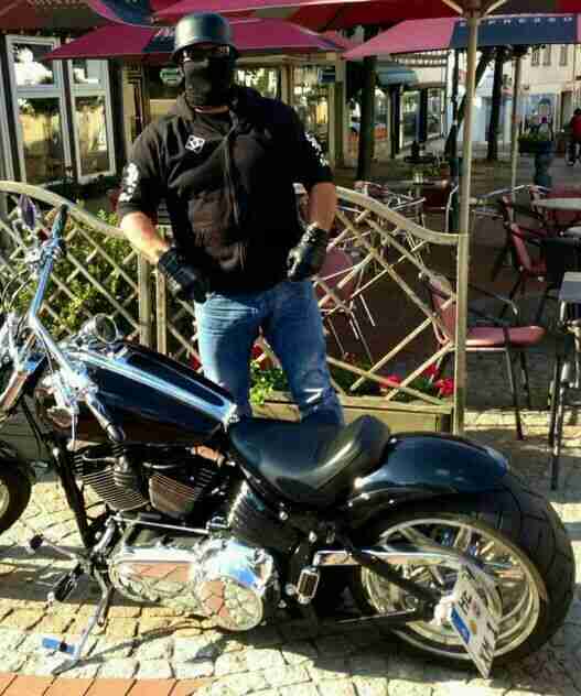 Biete geile Harley Rocker Custom mit 280er