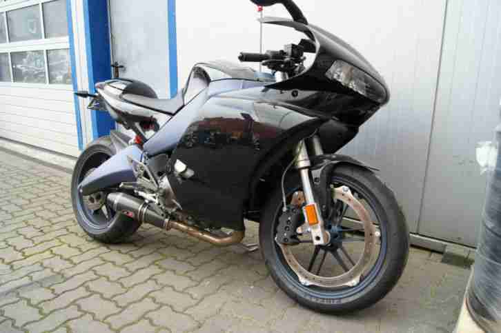 Buell 1125r Neumaschine, 150km, Erstzulassung, volle Garantie, Sportauspuff