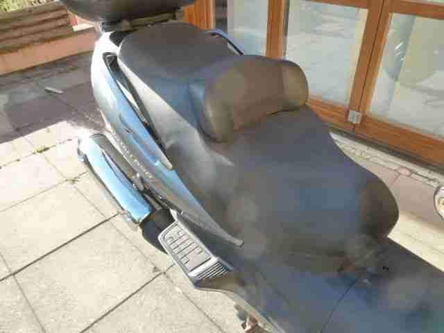 Burgman AN 650 Executive, 1.Hand, ABS, großes Windschild, Topcase, Scheckheft