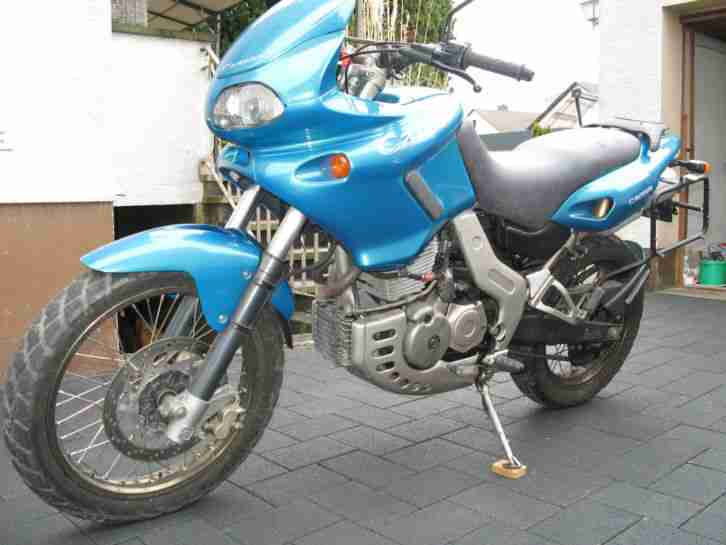 CAGIVA Canyon 600 Funduro, mit Koffern u. nagelneuen Reifen