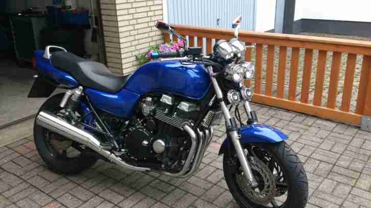 CB 750 Seven Fiftiy / BJ. 23.03.1999 / ca. 65000 Km / Tüv 4/17 neu ohne Mängel