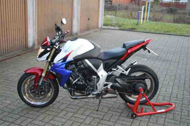 CB1000R Top zutsnad
