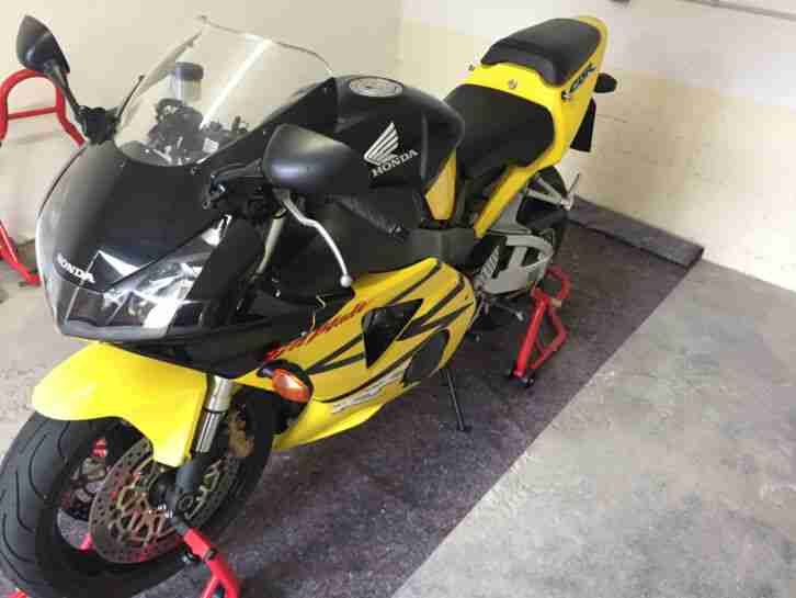 CBR 900 RR Fireblade 954 SC50 EZ 3/2005 TOP Anschauen mit Zubehör