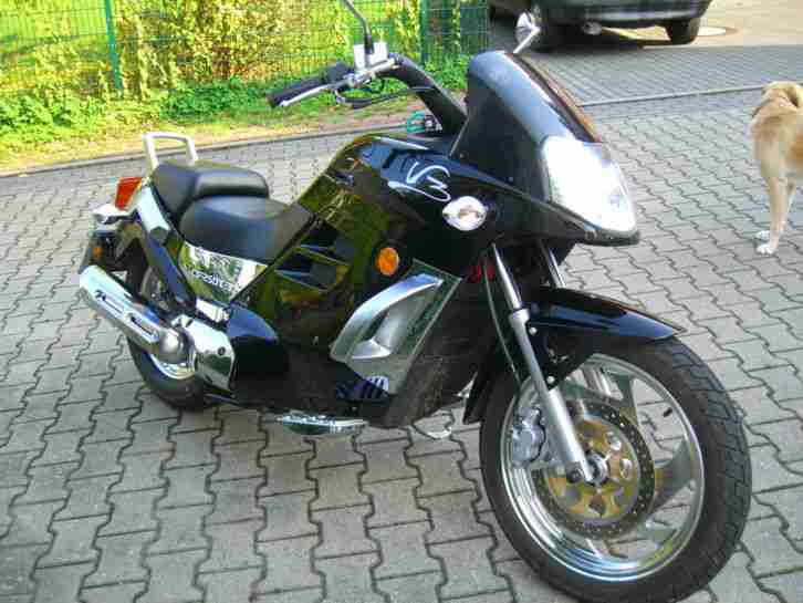 CF Moto 250 V3