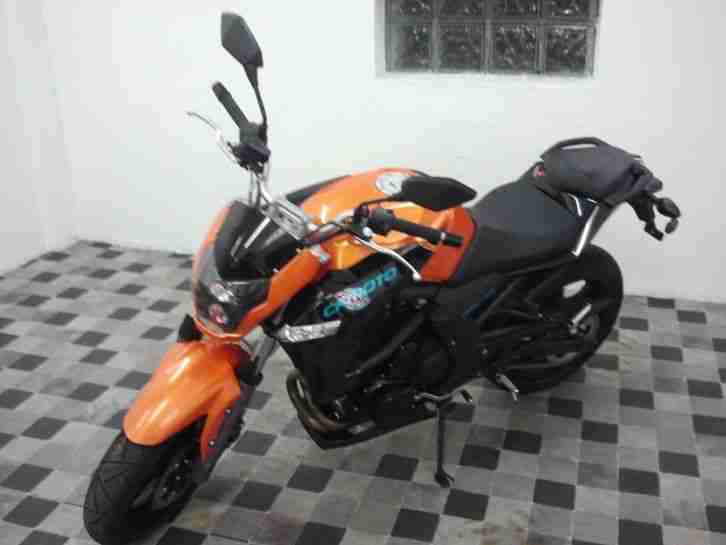 CFMoto 650 NK Orange