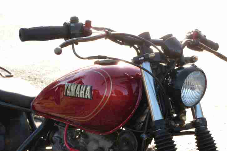 Cafe Racer , D Tracker Yamaha SR