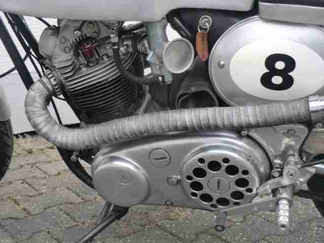 Caferacer Norton Comando Oldtimer keine Triumpfh Moto Guzzi Laverda