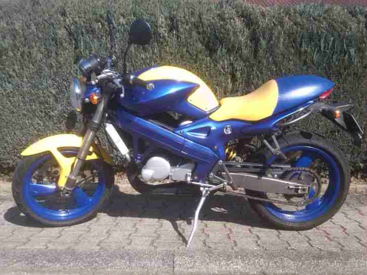 Cagiva Planet 125er Leichtkraftrad Naked Bike Streetfighter Sonderlack Mito
