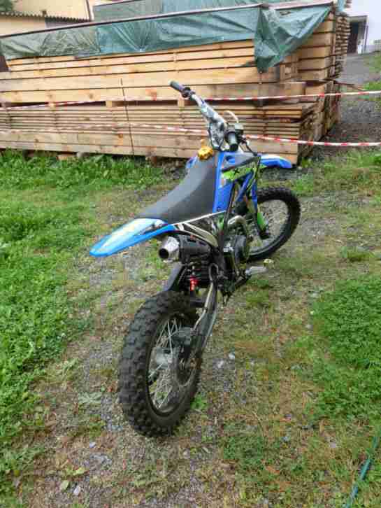 Cenkoo Dirt Bike - 125ccm, 4-Takt