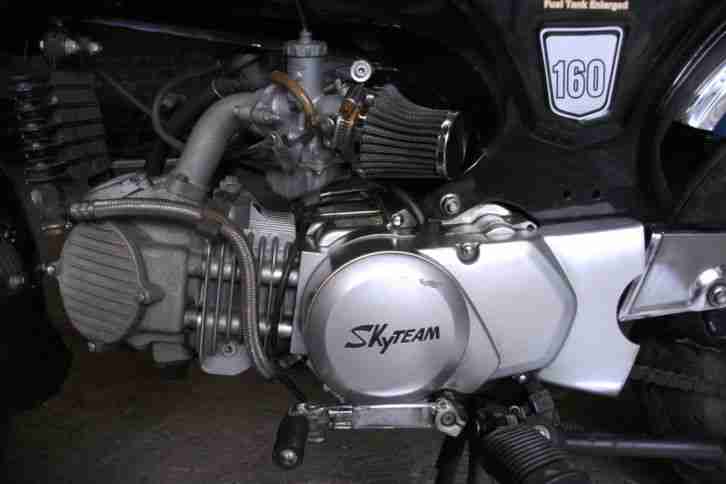 Chinesische Honda Dax Replika mit 160ccm - SkyTeam SkyMax Professional 160 PRO