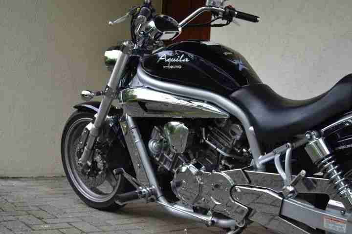 Chopper zum Winterpreis Hyosung Aquila GV650 mit 4400km