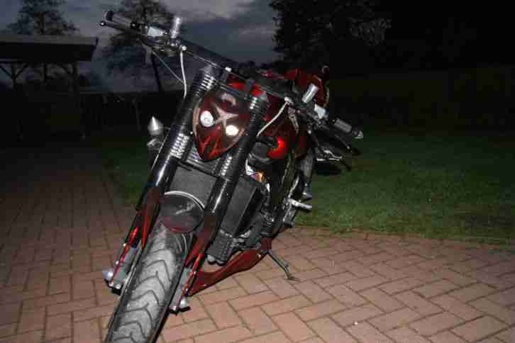 Coustumbike Streetfighter GSXR 1000R K8