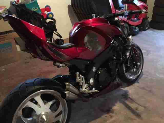 Coustumbike Streetfighter GSXR 1000R K8