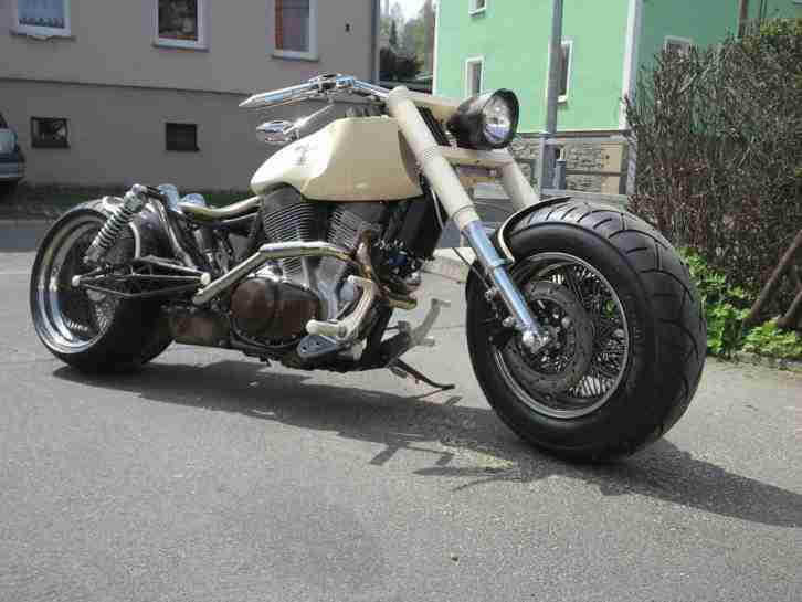 Custombike No Harley No Honda es ist eine Suzuki Intruder 1400