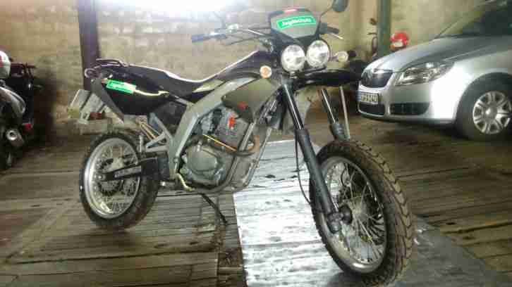 DERBI SENDA 125 ccm 4T