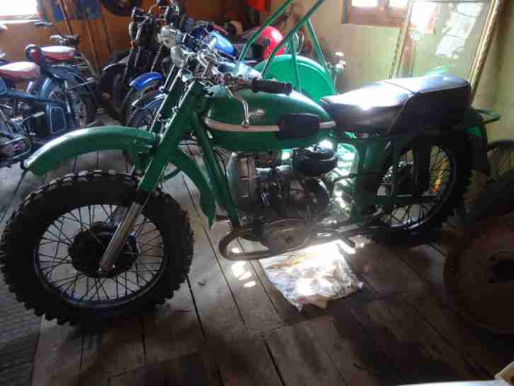 DNEPR,M-72 URAL M-67-36 Crossgespann ,UDSSR Oldtimer