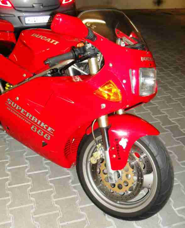 DUCATI 888 Strada **TOP-Originalzustand*erst 28 tkm*TÜV+KD fast neu*SUPERBIKE**