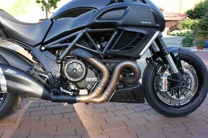 DUCATI DIAVEL Ez. 2013 Nur 12400km. Top Zustand !!!! AB 1  ЄOHNE MINDESTPREIS