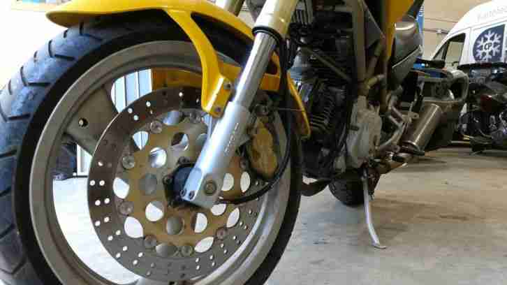 DUCATI MONSTER 600 1996 5500 KM (!!) Grosse Inspektion neu - Standort MALLORCA