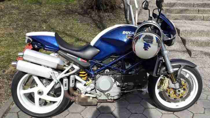 Ducati MONSTER S4