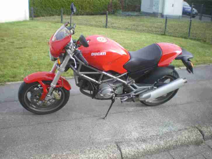 DUCATI Monster 1000ccm, gepflegt