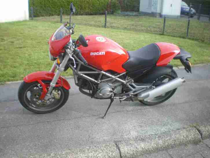 DUCATI Monster 1000ccm, gepflegt