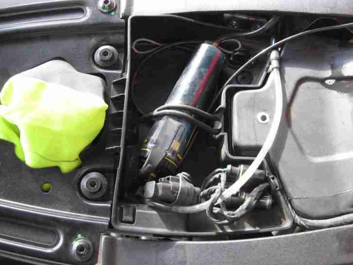 DUCATI Monster 696+ rot ABS aus 1. Hand - top Zustand