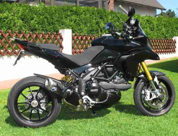 DUCATI Multistrada 1200 S - schwarz, schwarz, schwarz ... die Einzige :-)
