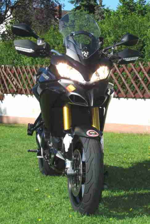 DUCATI Multistrada 1200 S - schwarz, schwarz, schwarz ... die Einzige :-)