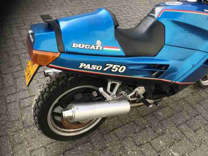 DUCATI PASO 750