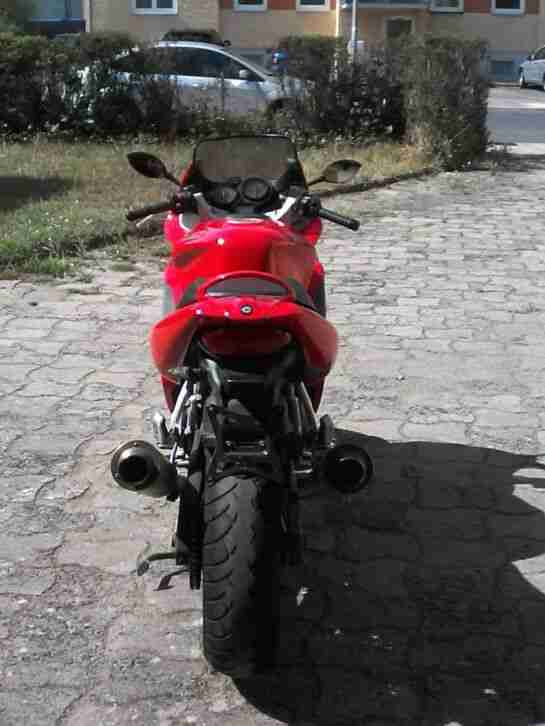 DUCATI ST2