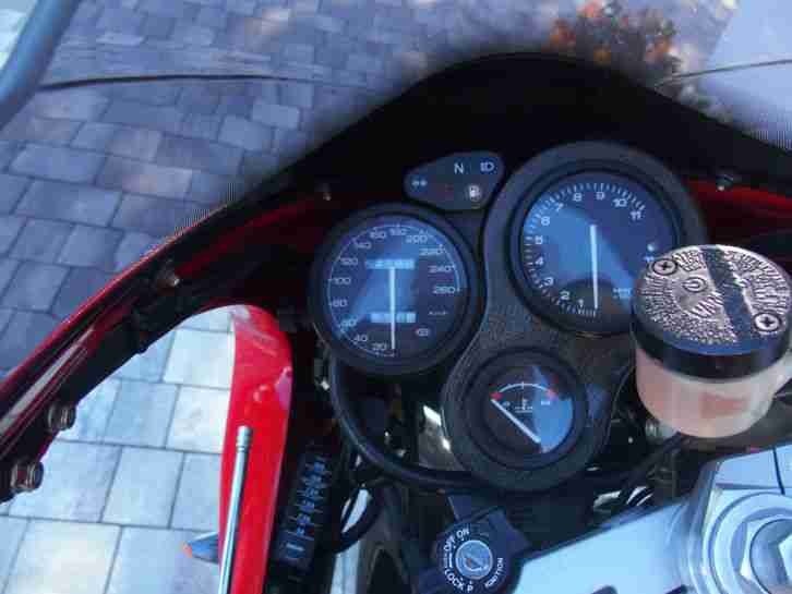 DUCATI SUPER SPORT 900 ss i.e. viele Extras, TOP