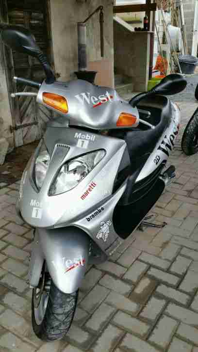 Daelim Motorroller SG 125 F