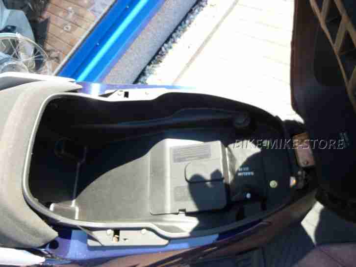 Daelim Roller Freewing S2 125 Fi gebraucht 4442km vom Händler