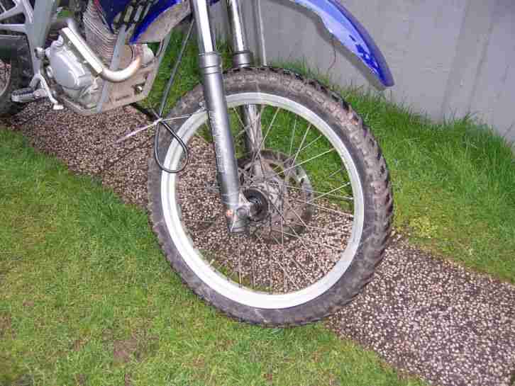 Derbi Senda 125 Unfall Honda Motor