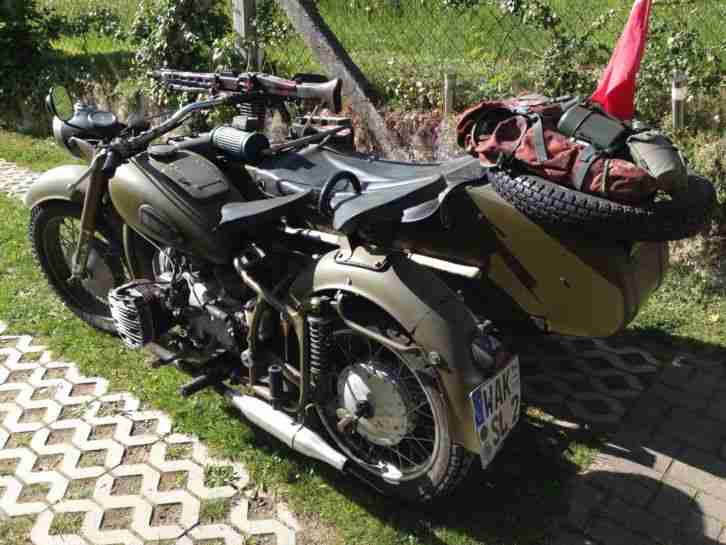 Dnepr Ural Moletov M72 Gespann Seitenwagen