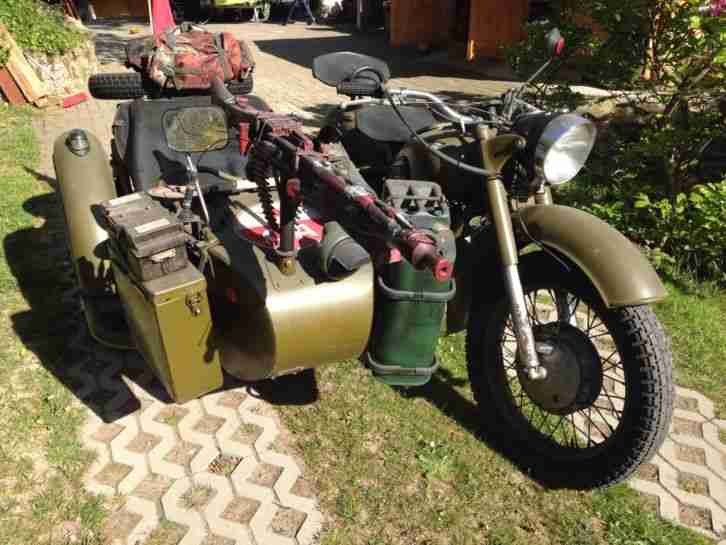 Dnepr Ural Moletov M72 Gespann Seitenwagen