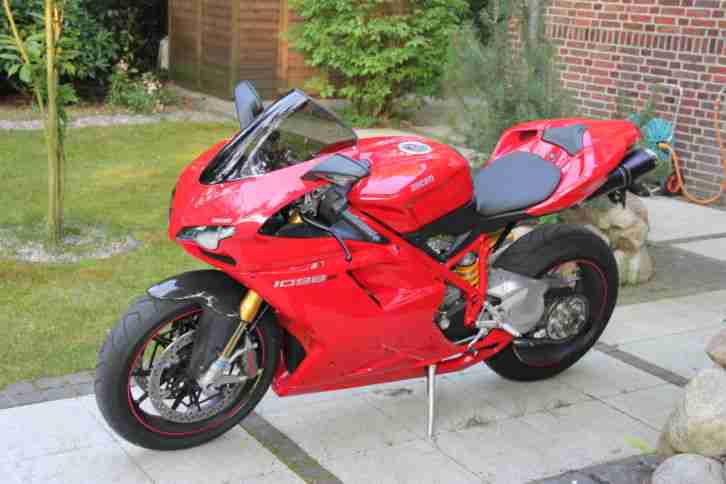 Ducati 1098s, erst
